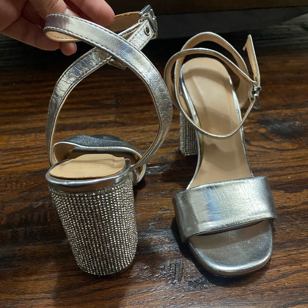 Lauren Lorraine Silver Rhinestone Block Heel
Size 7 
4 inch heel